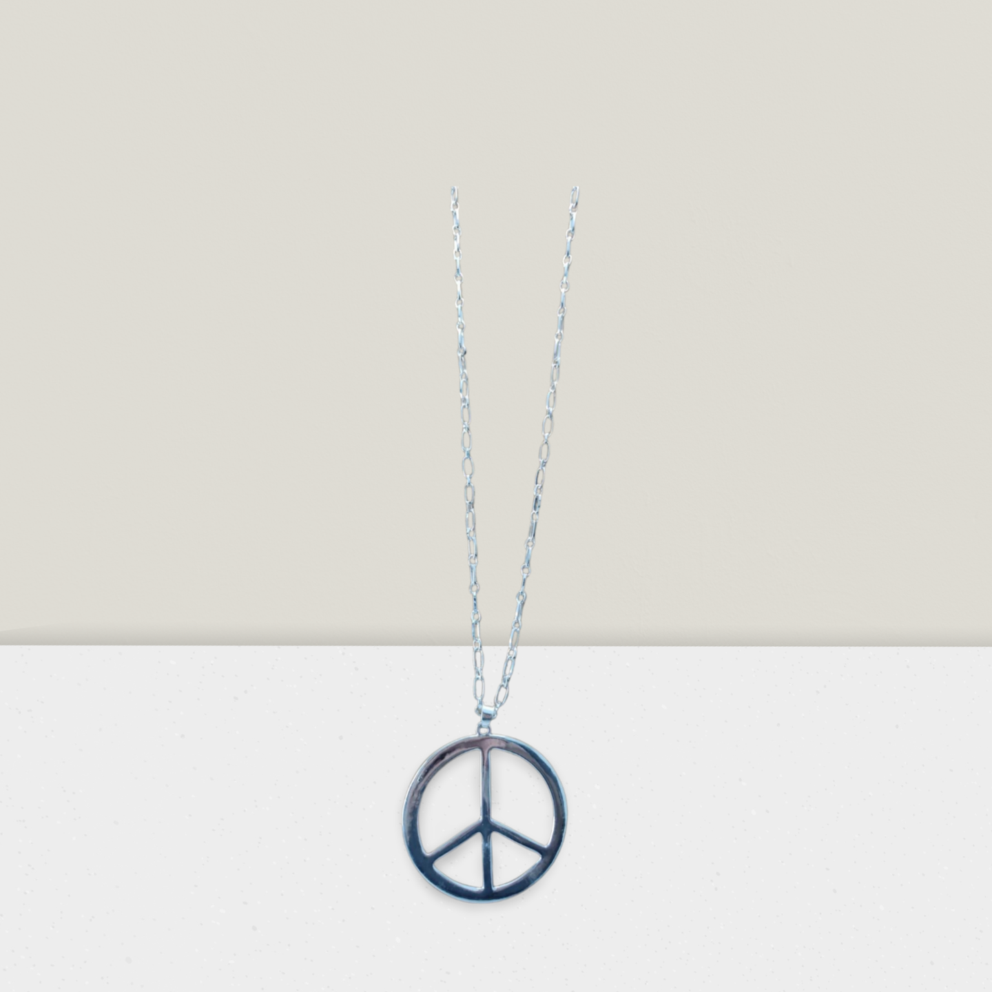 Collar larga peace