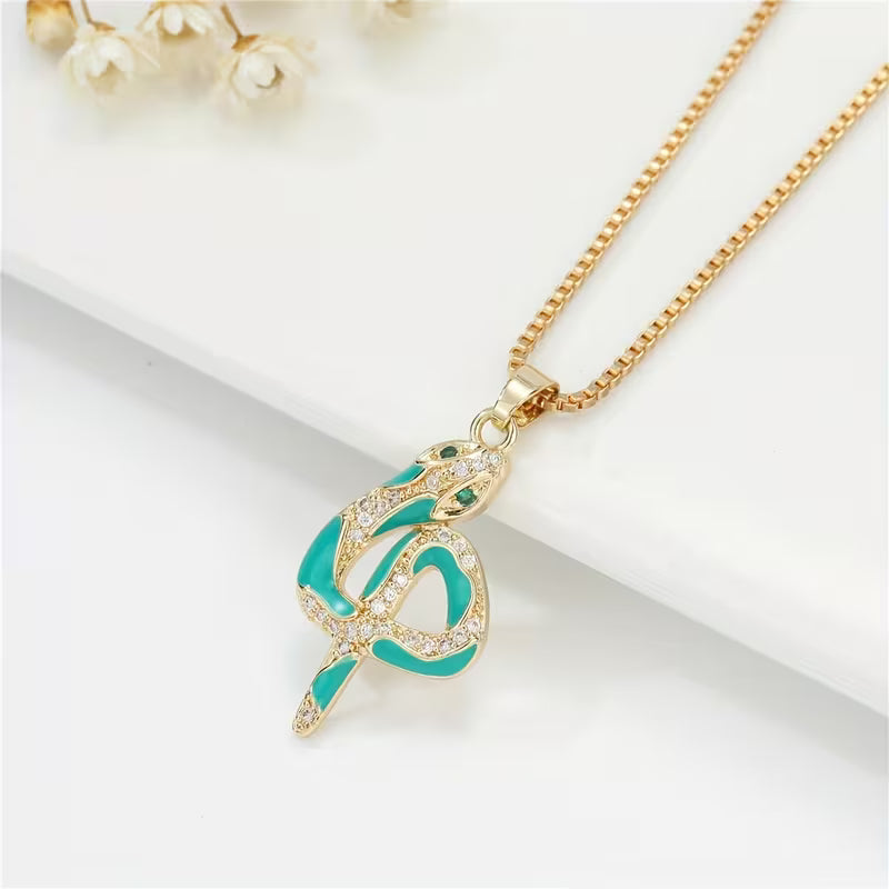 Elegante Schlangenkette