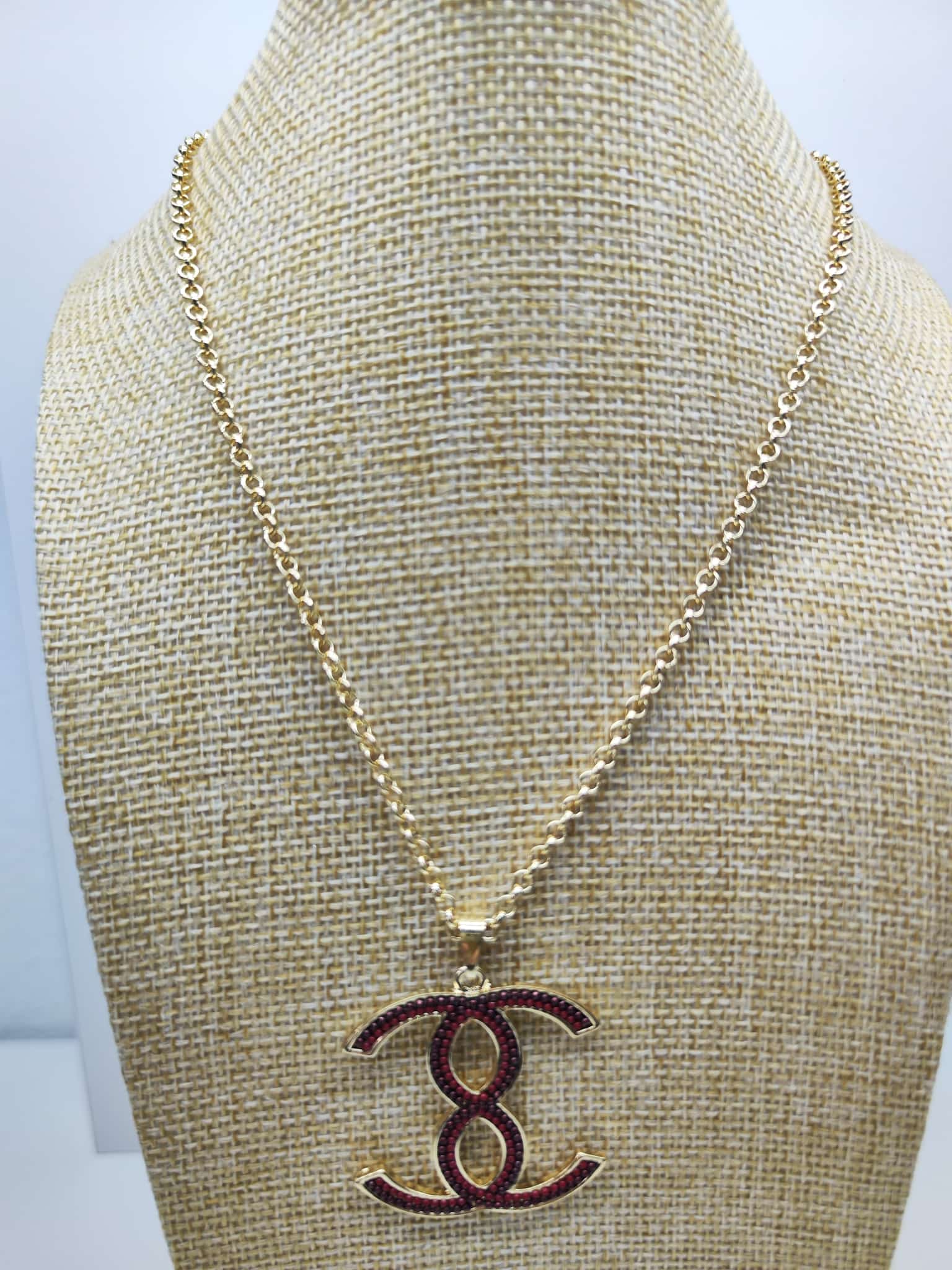 Collar con colgante - Rojo