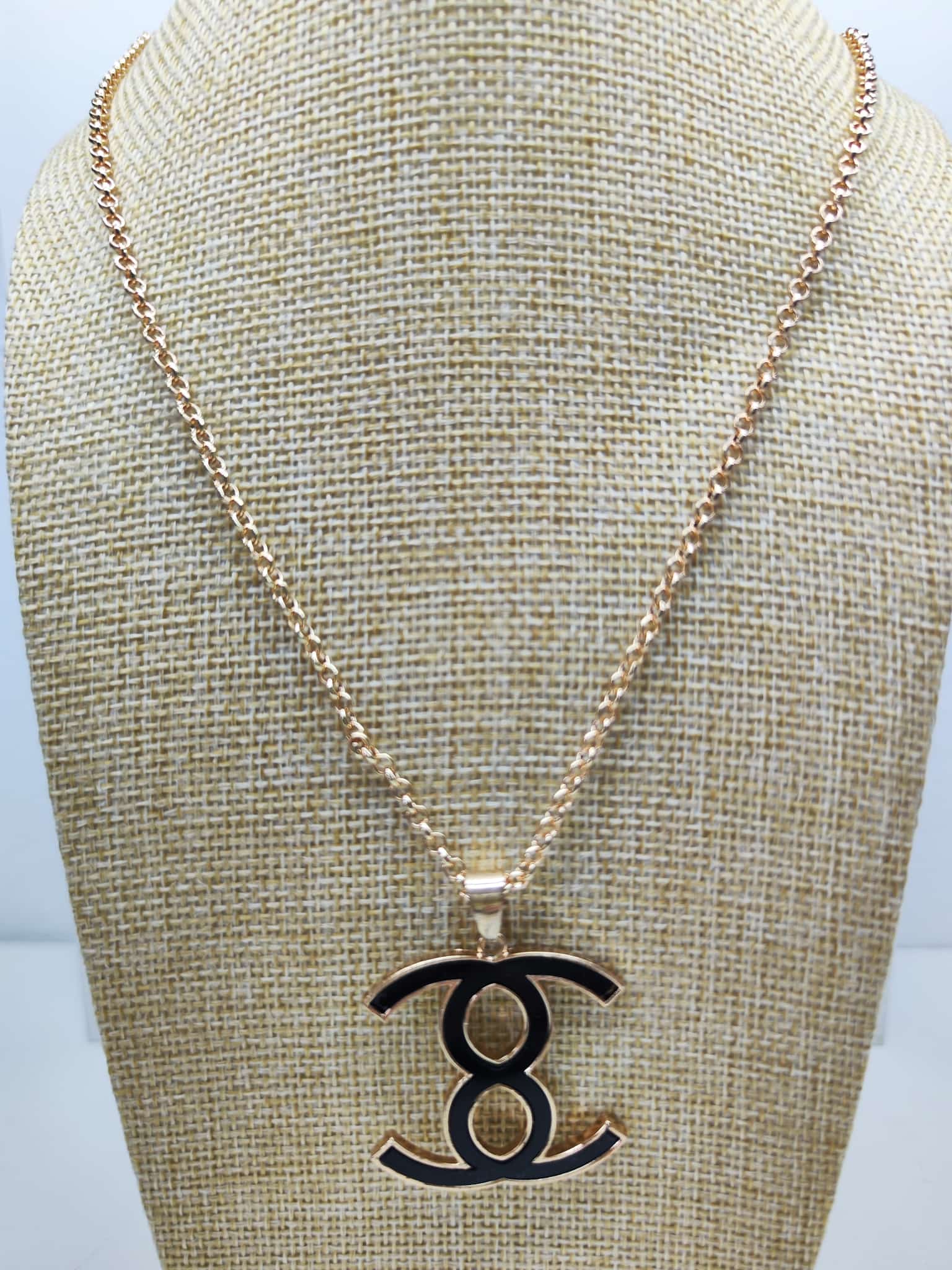 Collar con colgante - Dorado oscuro