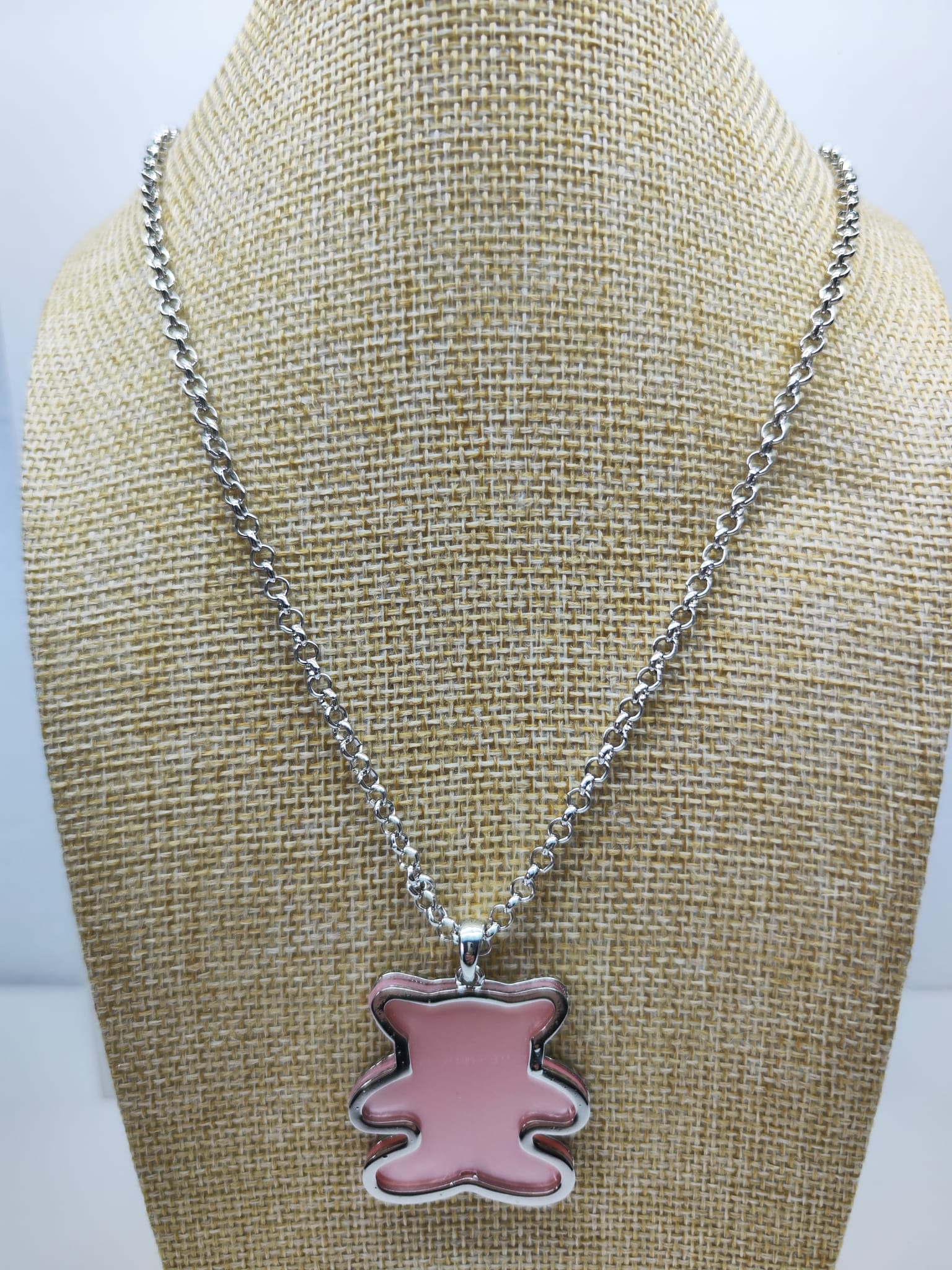 Collar con colgante de ose - rosa