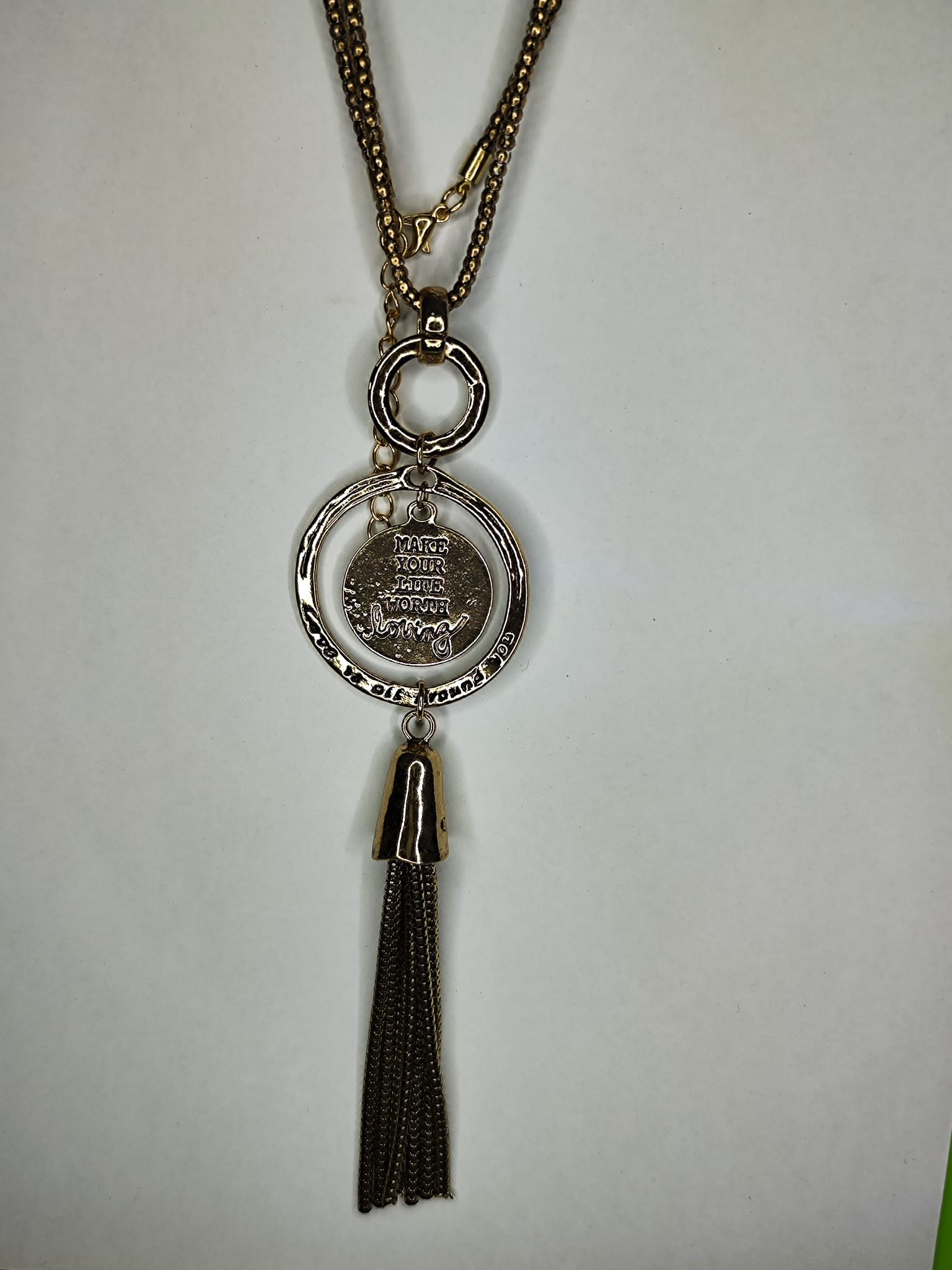 Collar Estilo (dorado)