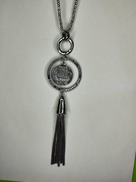 Collar Estilo (plateado)