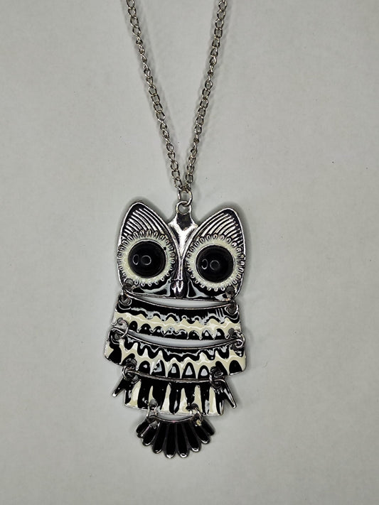 Collar Buho (plateado - negro)