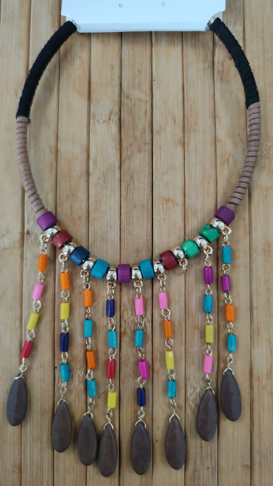 Collar Bali negro