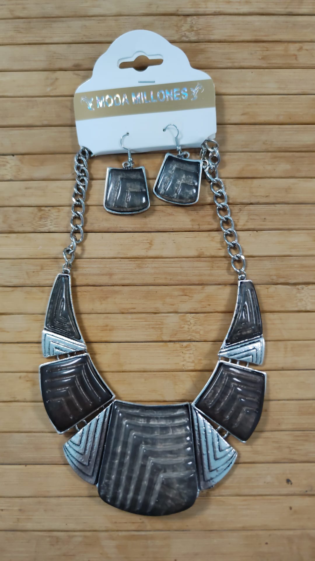 Collar Cleo negro/gris