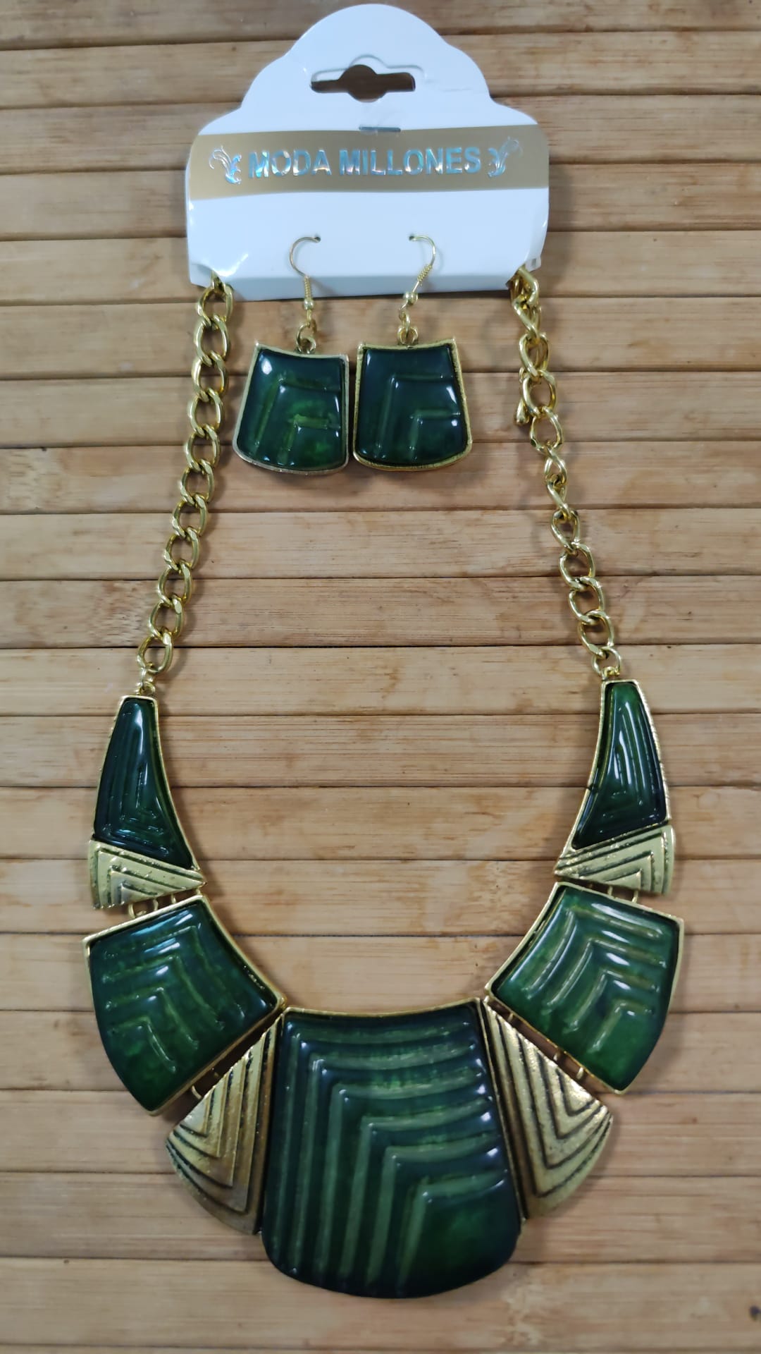 Collar Cleo verde