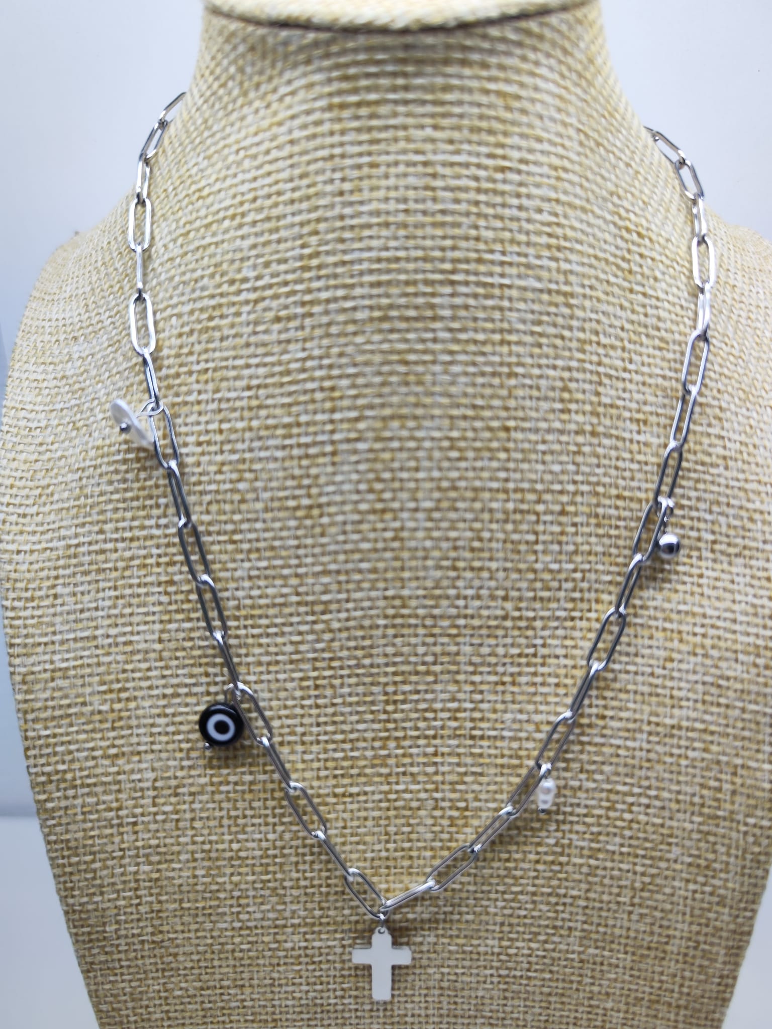 Stahlkette mit Kreuz