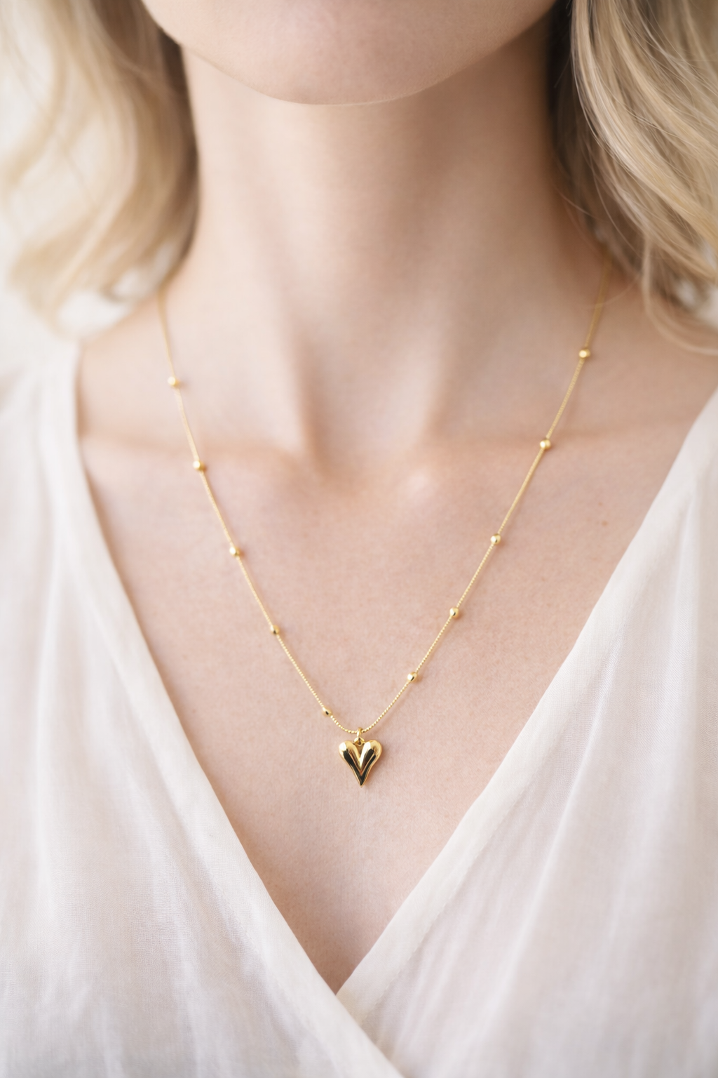 Halskette aus Stahl – Elegantes Herz