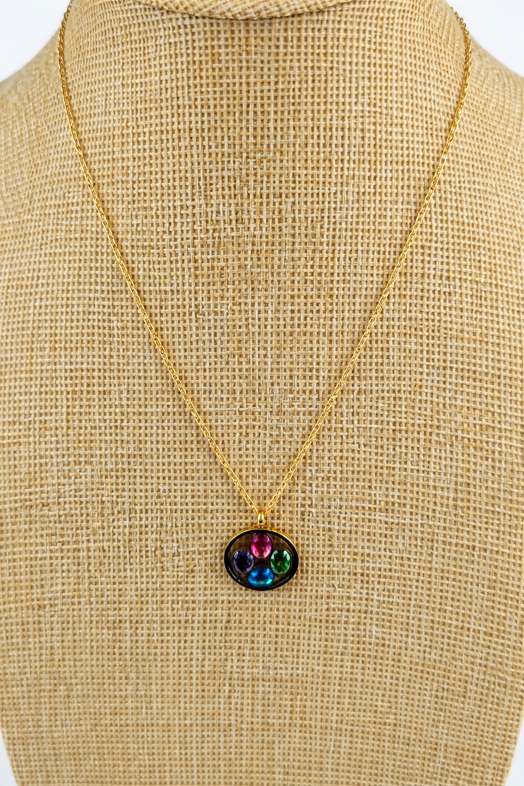 Halskette aus Stahl – mehrfarbiges Medaillon