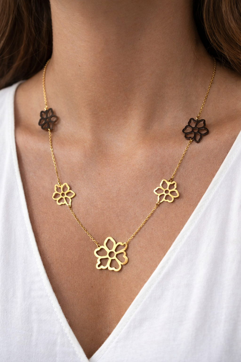 Collar de acero - Flor largo