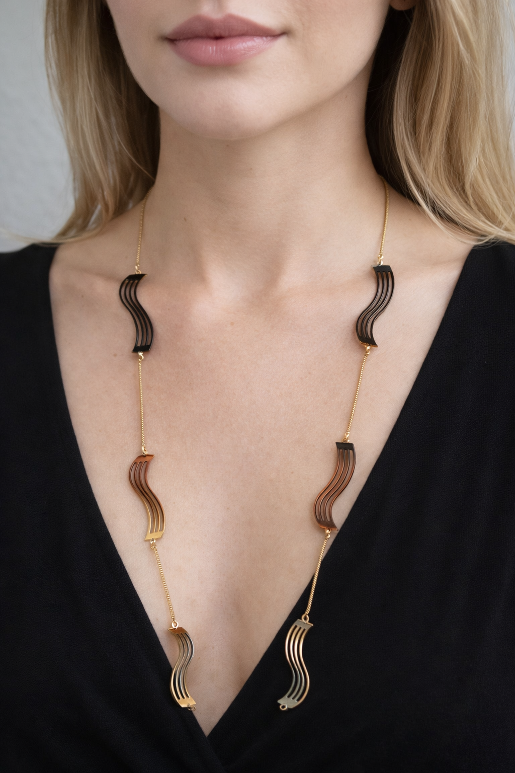 Collar de acero - Largo olas