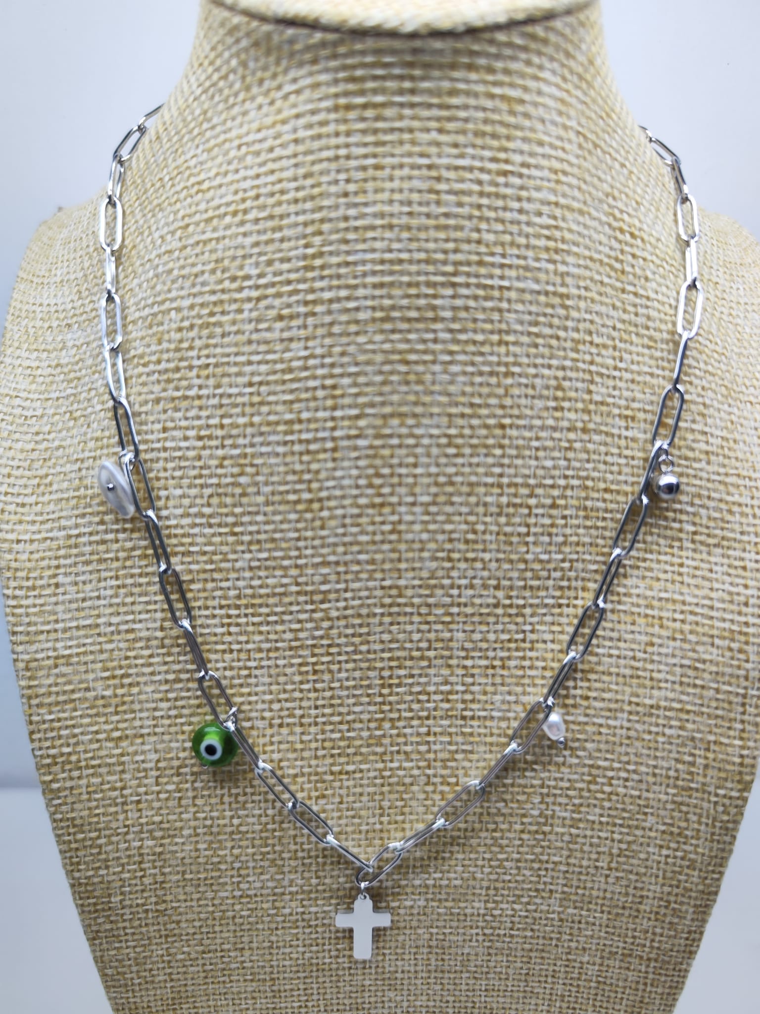 Stahlkette mit Kreuz