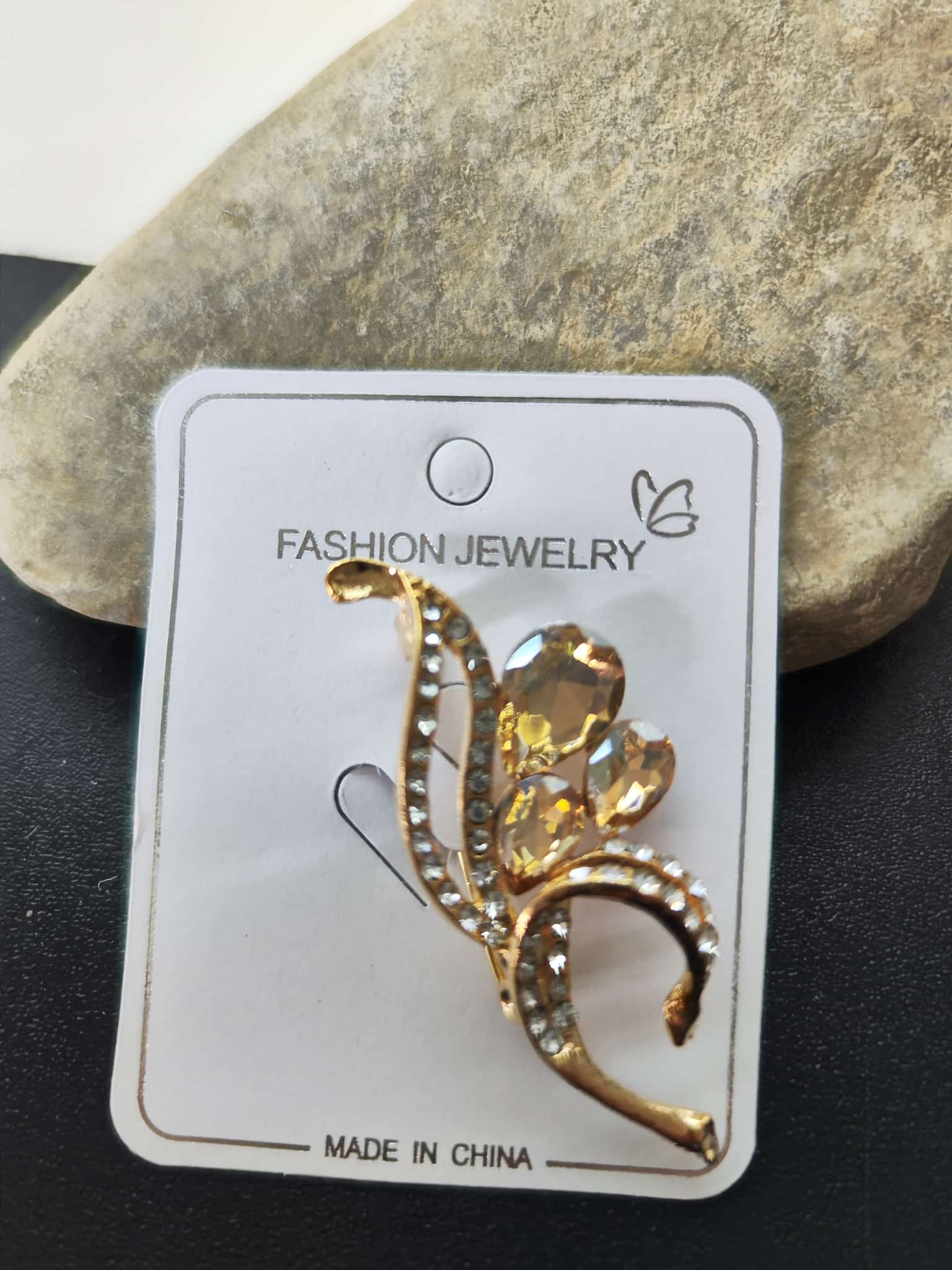 Broche - Hoja amarillo