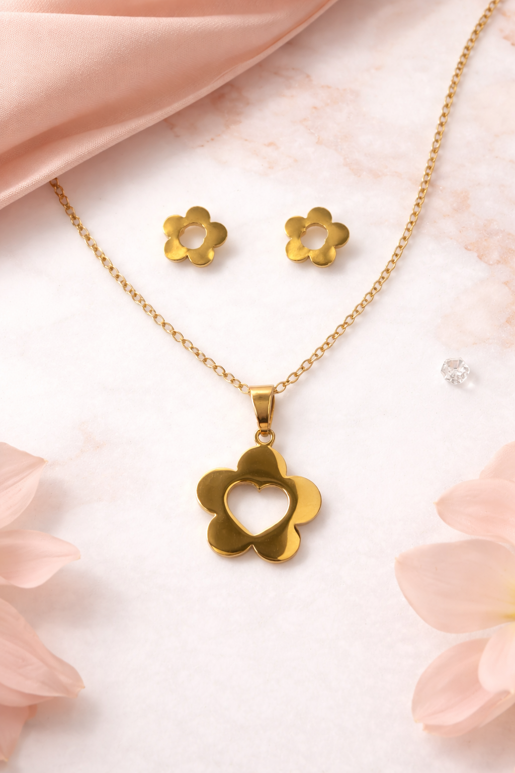 Conjunto dorado - Flor & Corazon