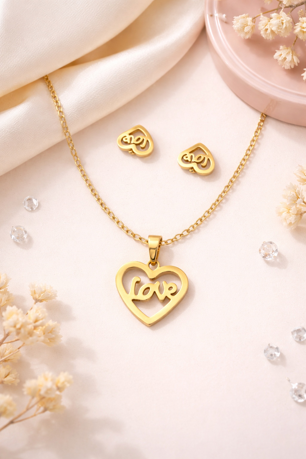 Collar dorado - Love