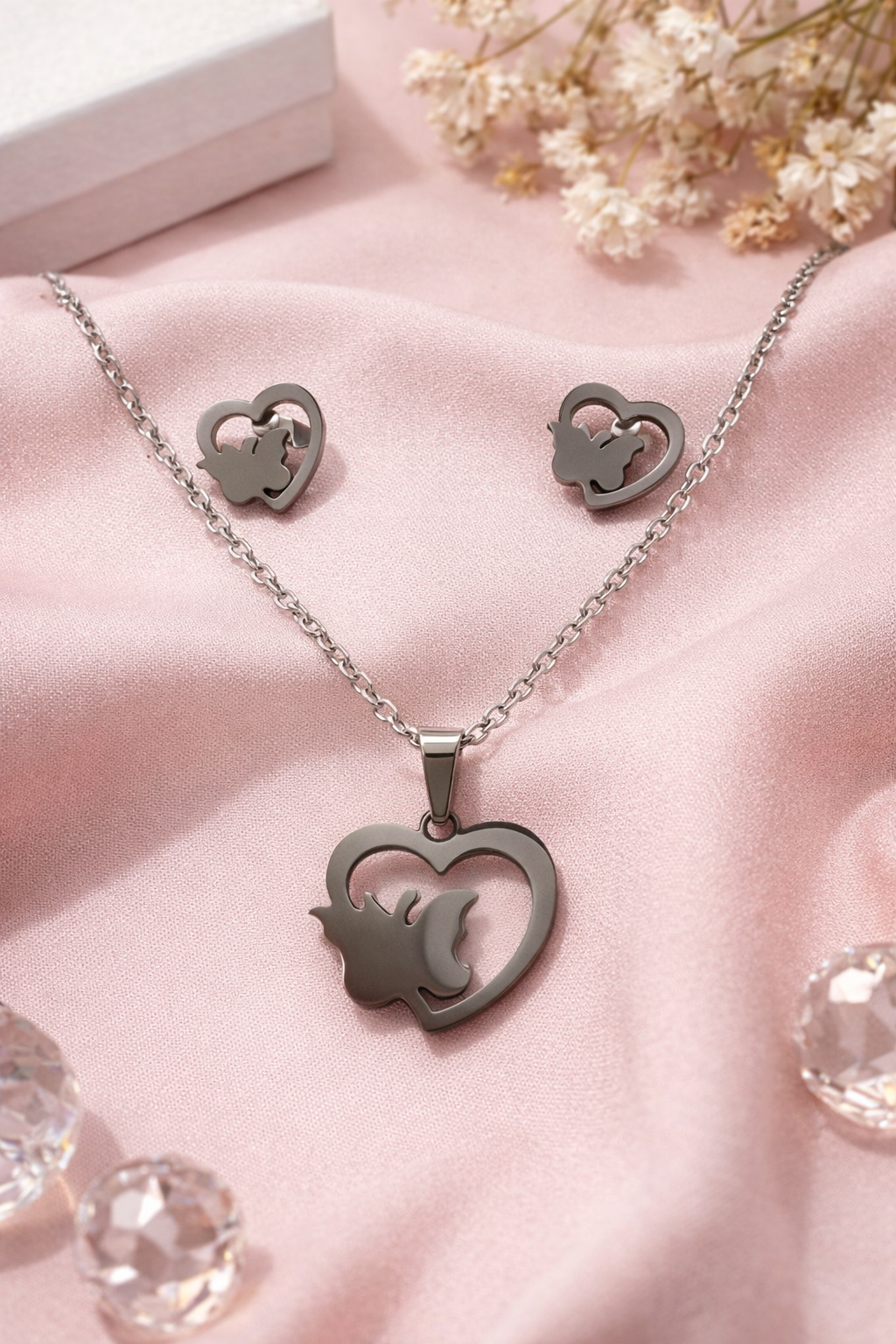 Conjunto plateado - Corazon con mariposa