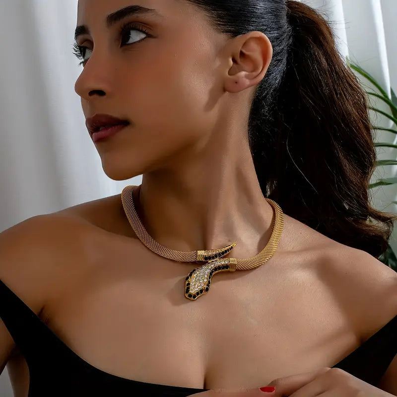 Kräftige Schlangenkette