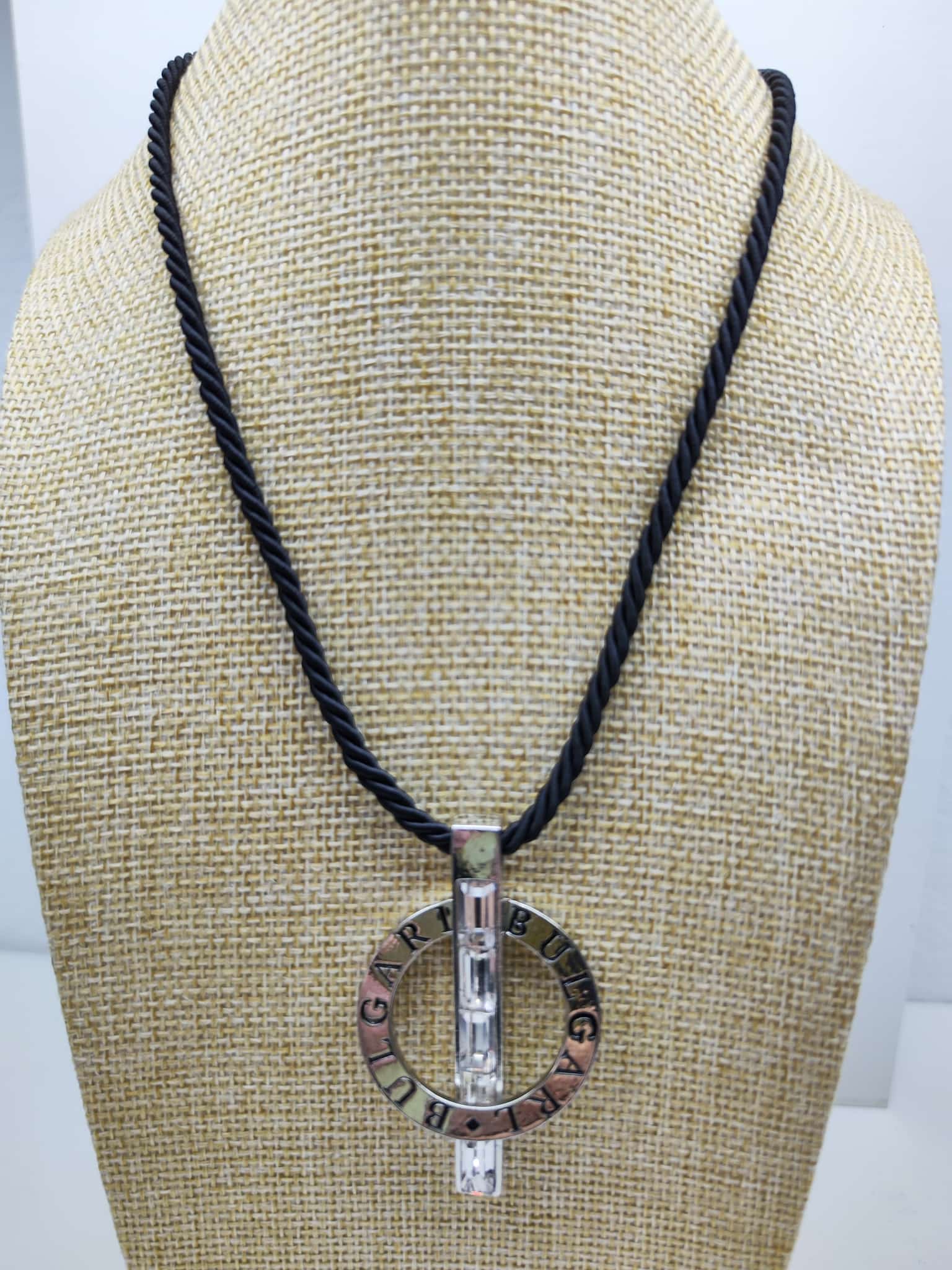 Collar con colgante - Woow