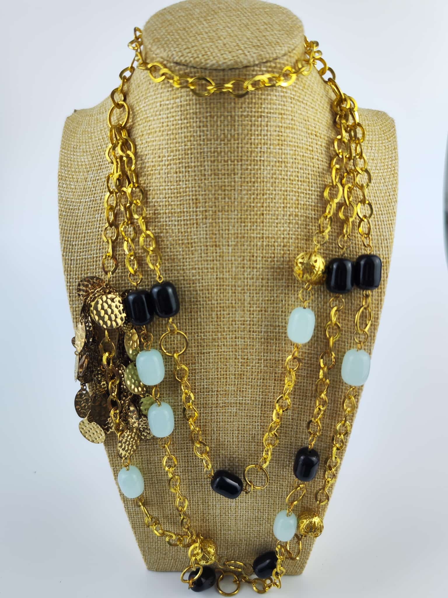 Lange Halskette – Wow-Stil