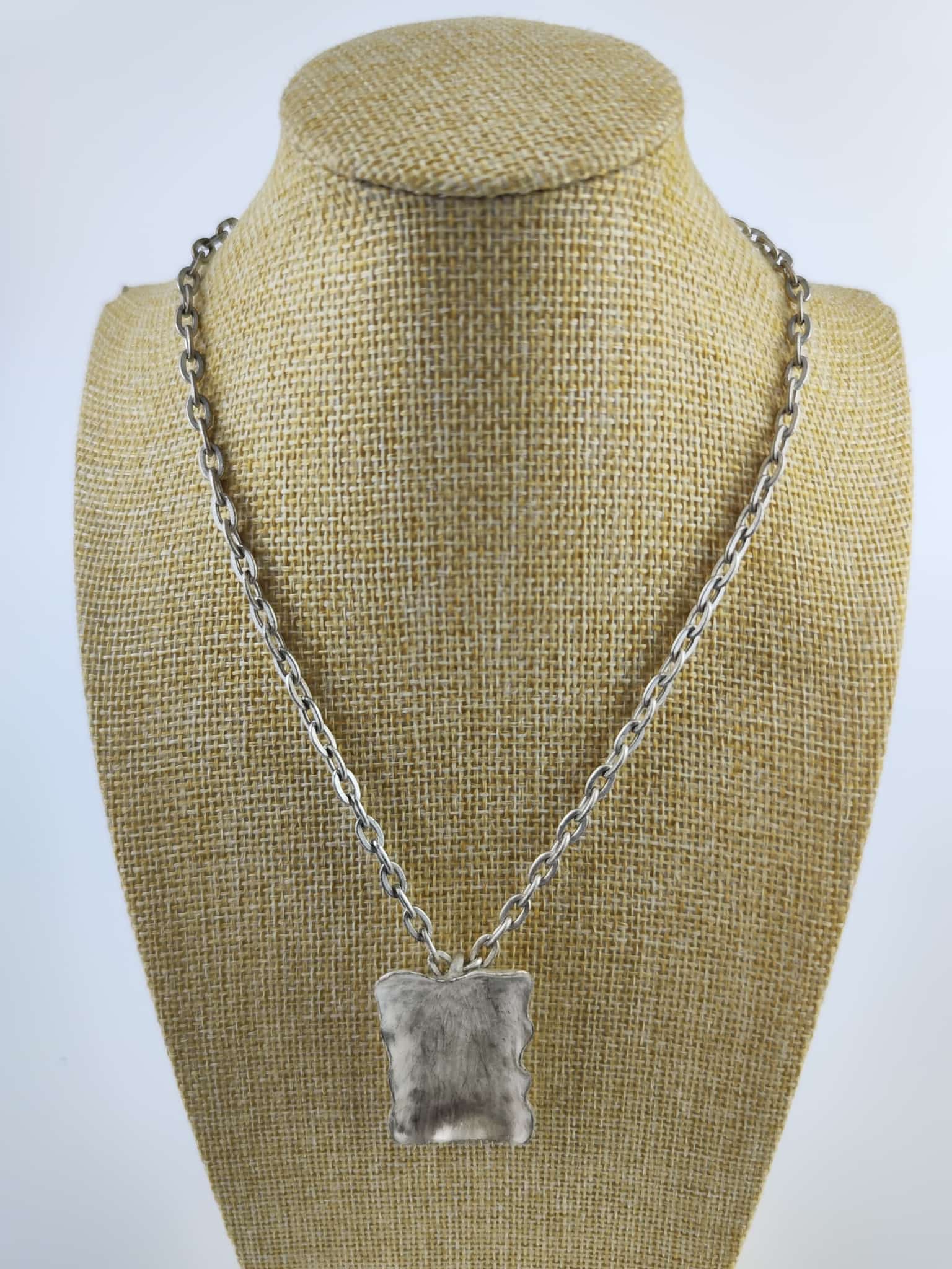 Collar con colgante - plateado moderno