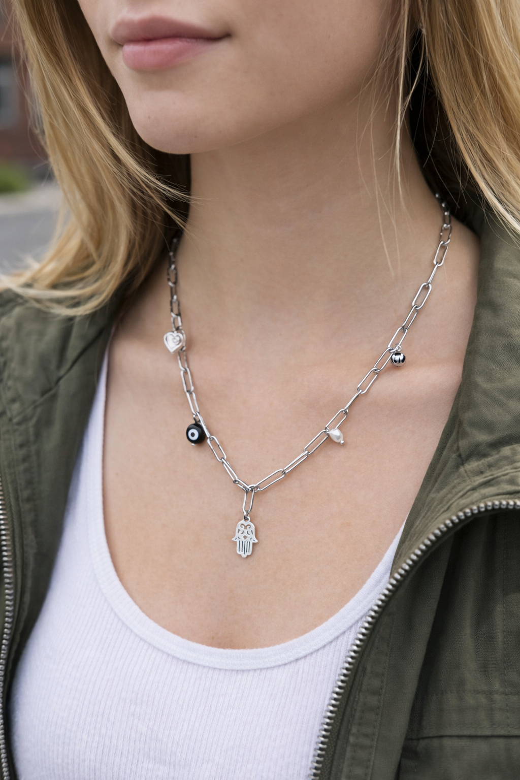 Collar acero mano de Fatima