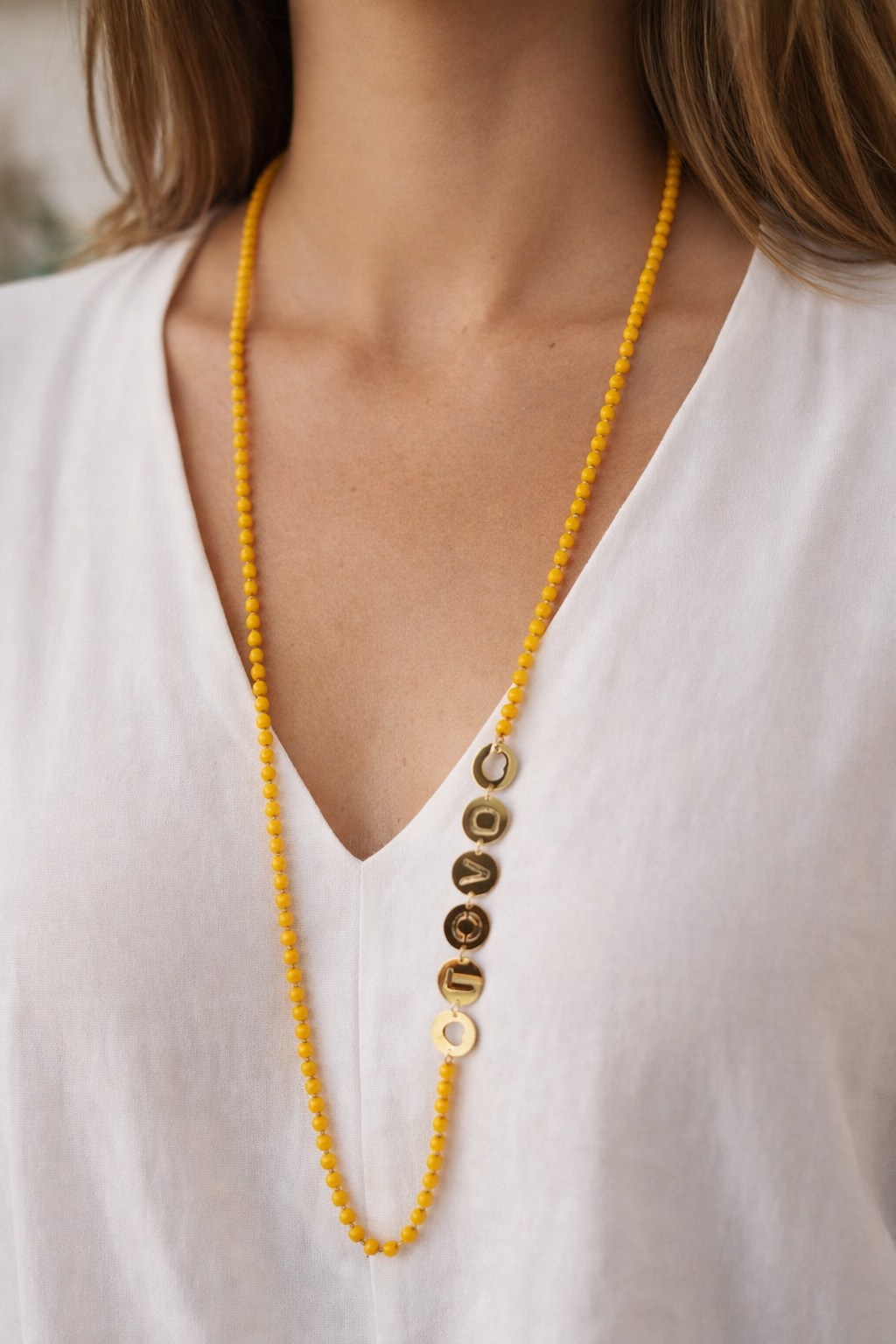 Collar larga - LOVE amarillo