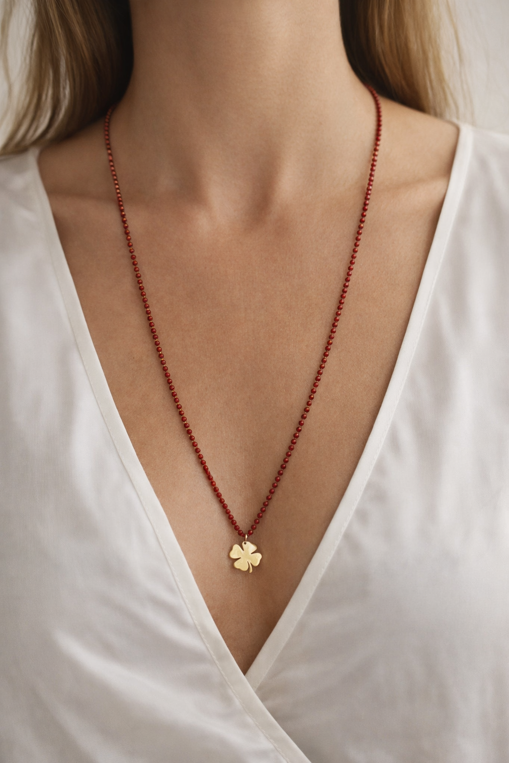 Collar larga - Fina suerte rojo