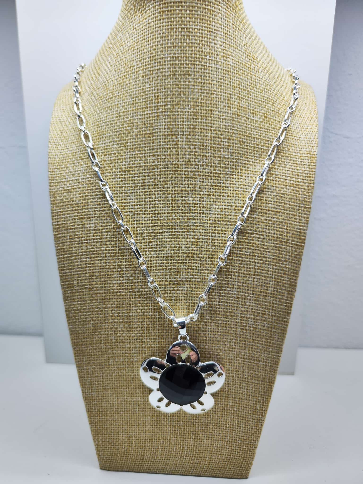 Collar largas - Marguerite