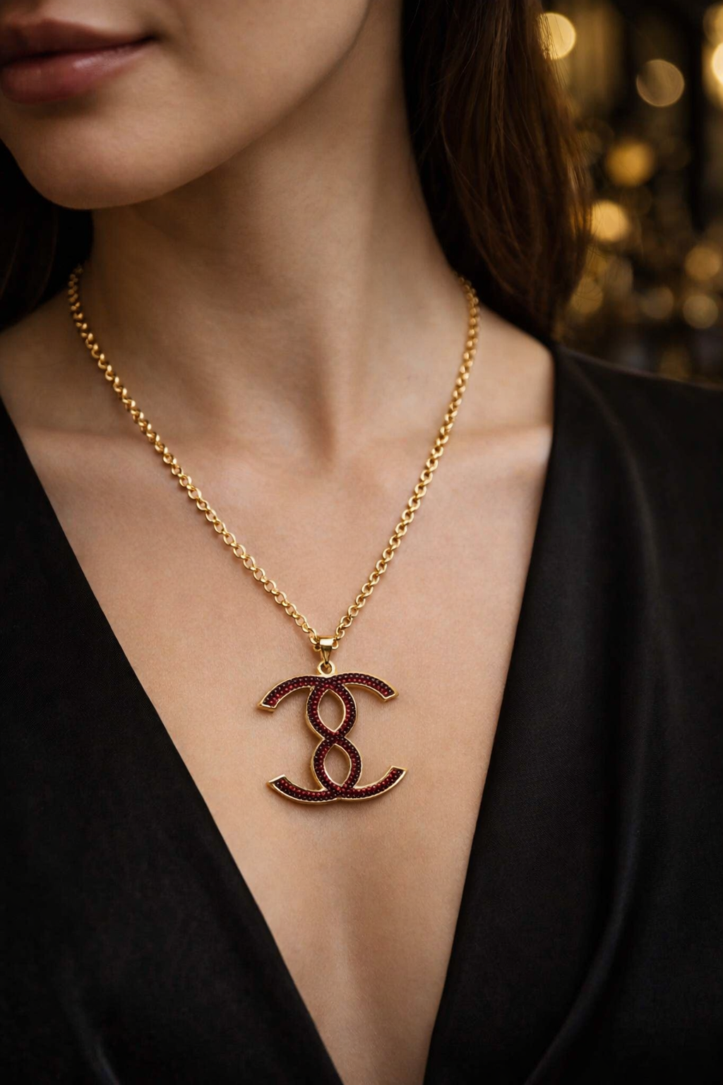 Halskette mit Anhänger – Rot