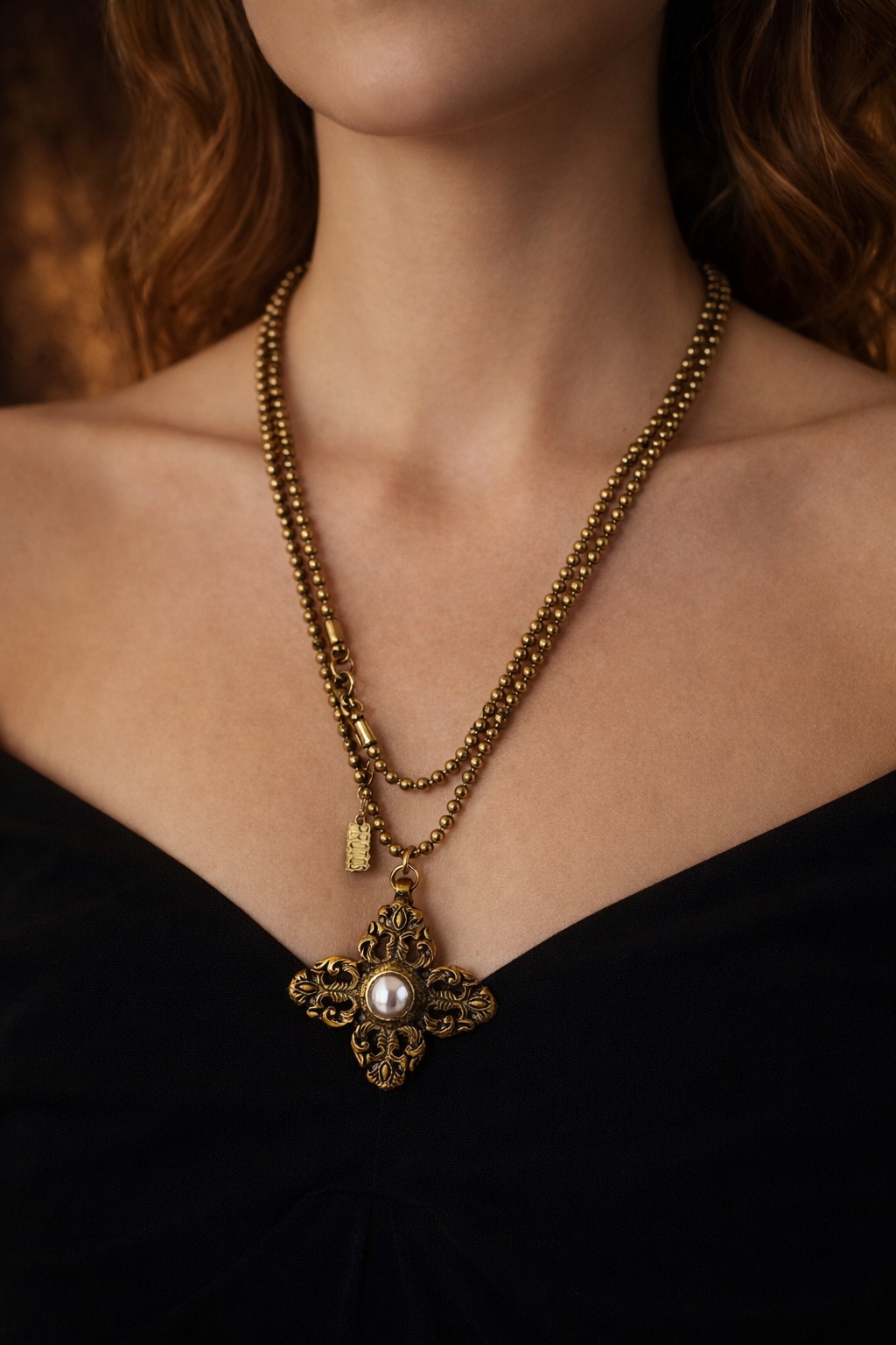 Collar largo - Dorado colgante de cruz