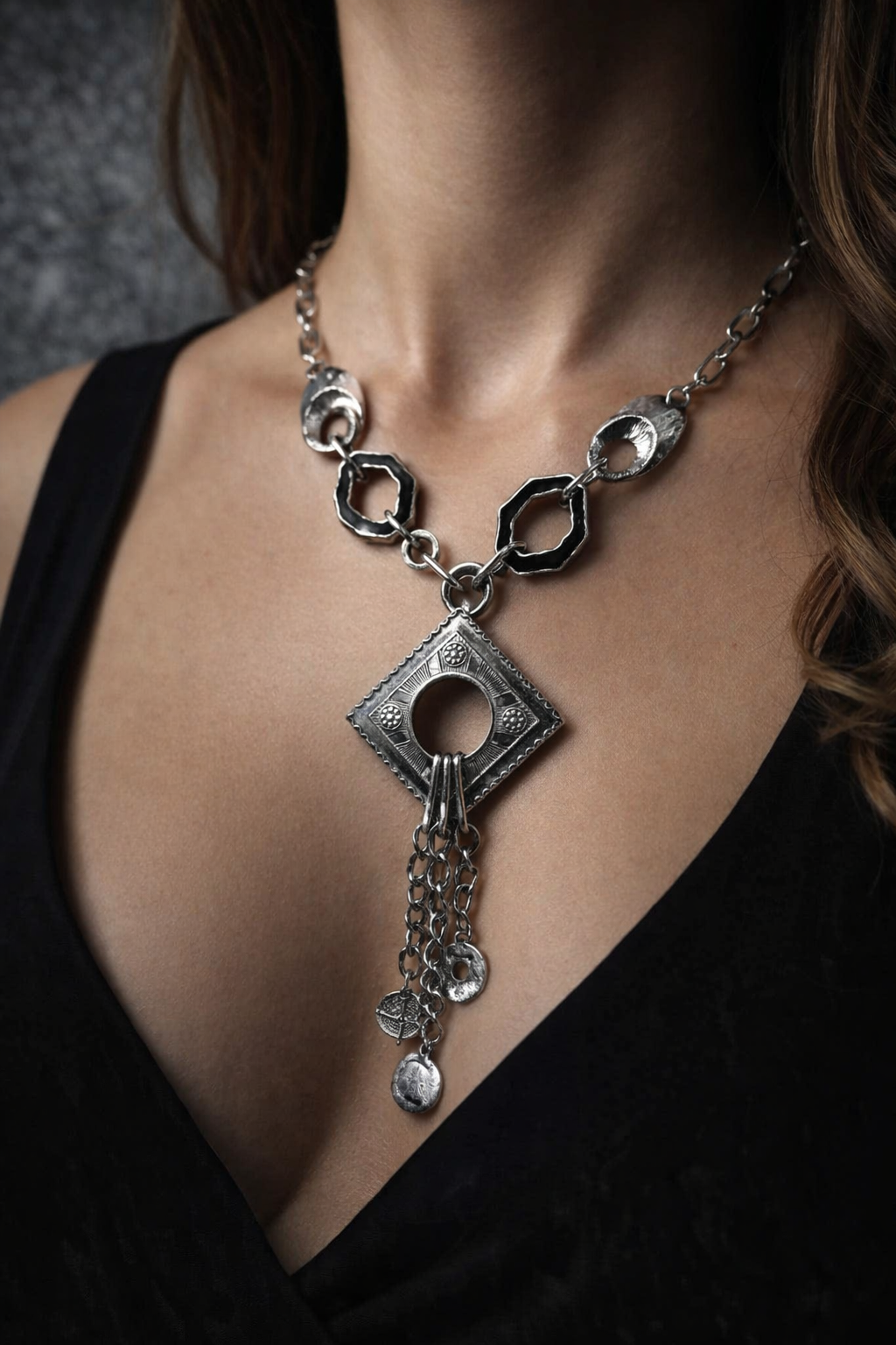 Collar larga - Marbella