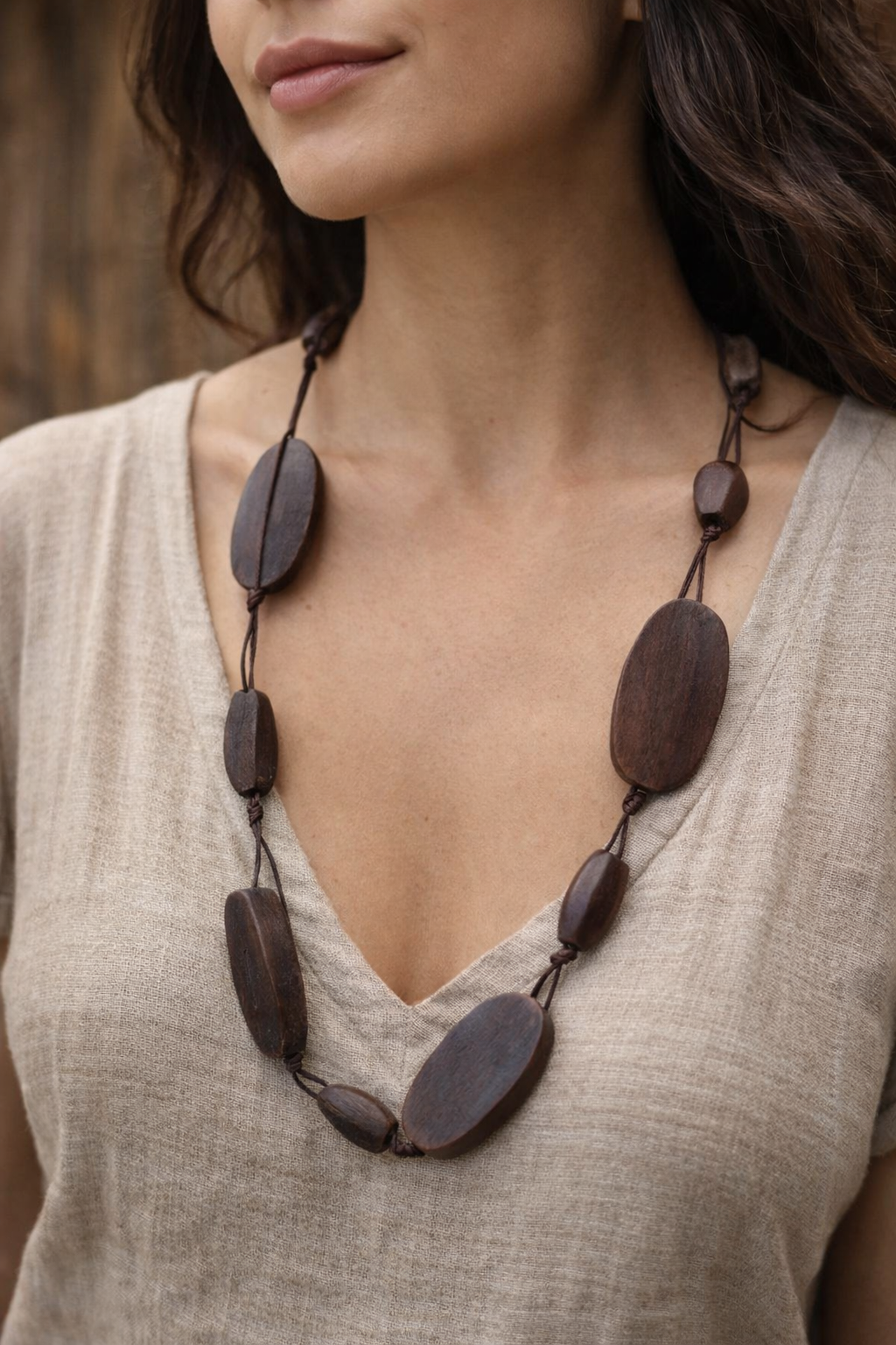 Lange Halskette – Holzbraun