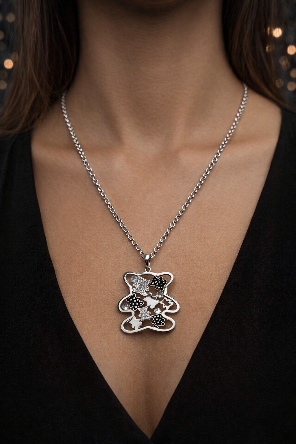 Halskette mit Anhänger – Großer silberner Bär