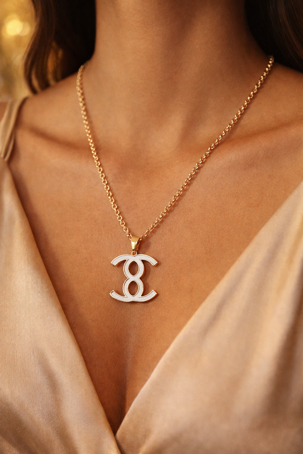 Halskette mit Anhänger – Weißgold