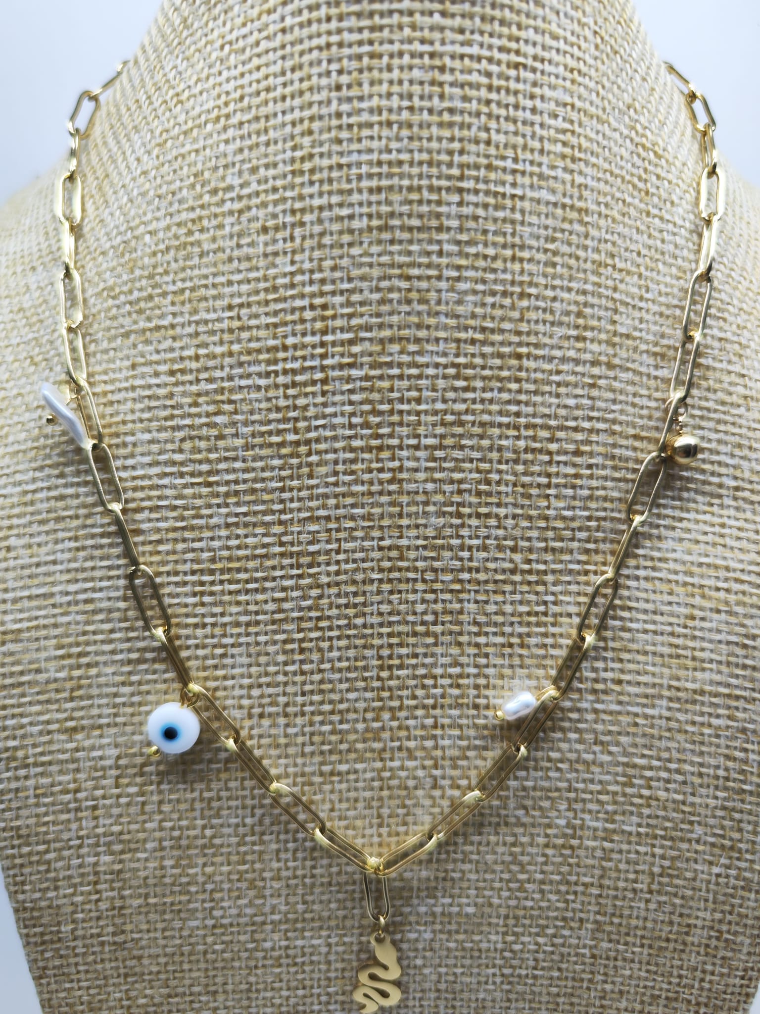 Halskette aus Stahl – Schlange